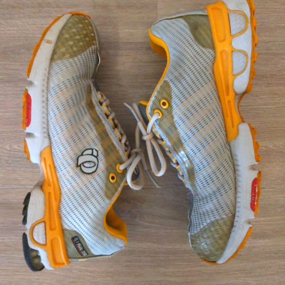 Pearl izumi trail runners